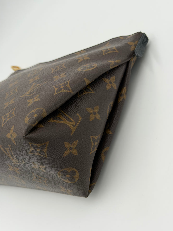 Louis Vuitton Pochette