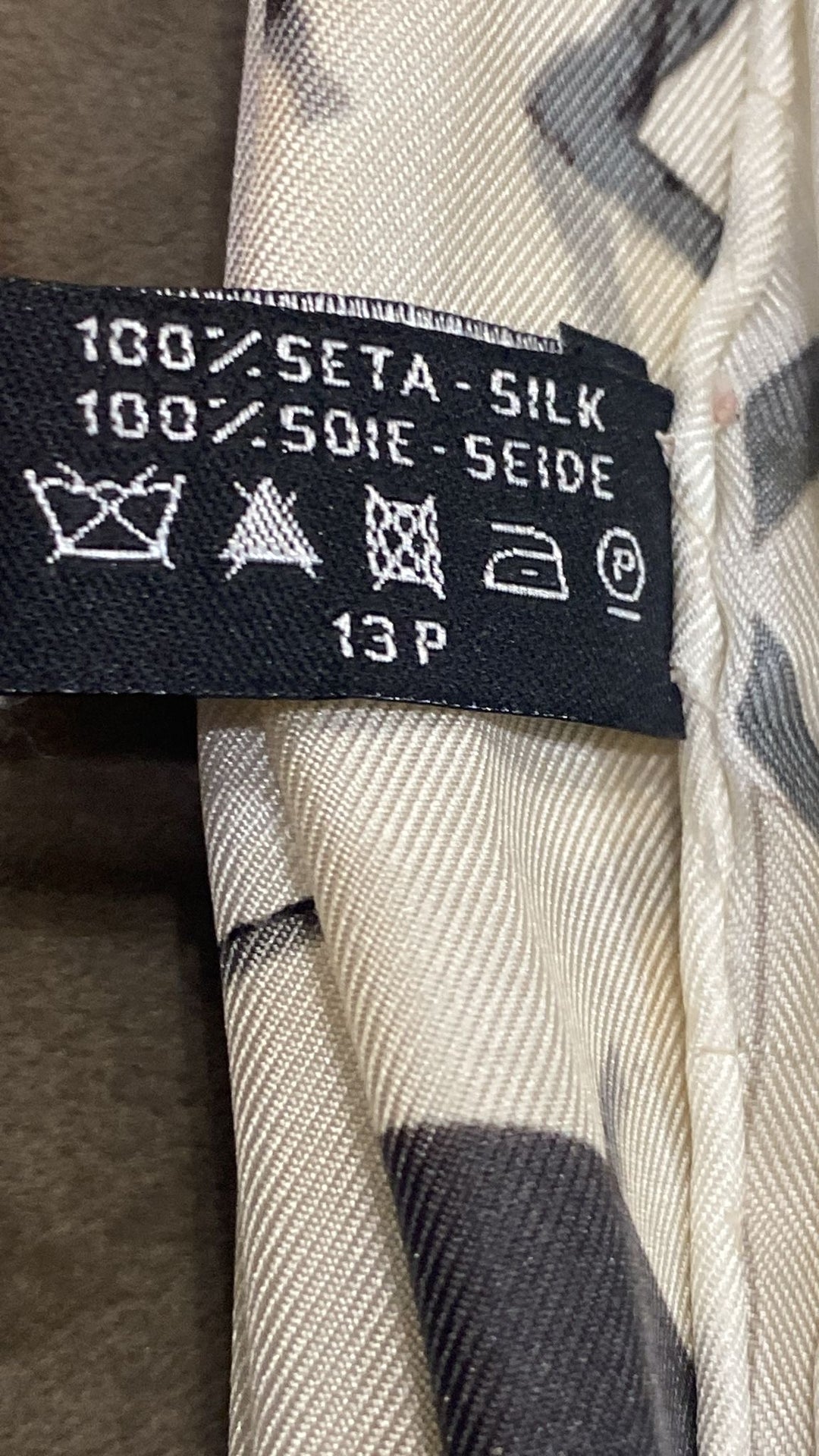 Foulard Chanel Camelia