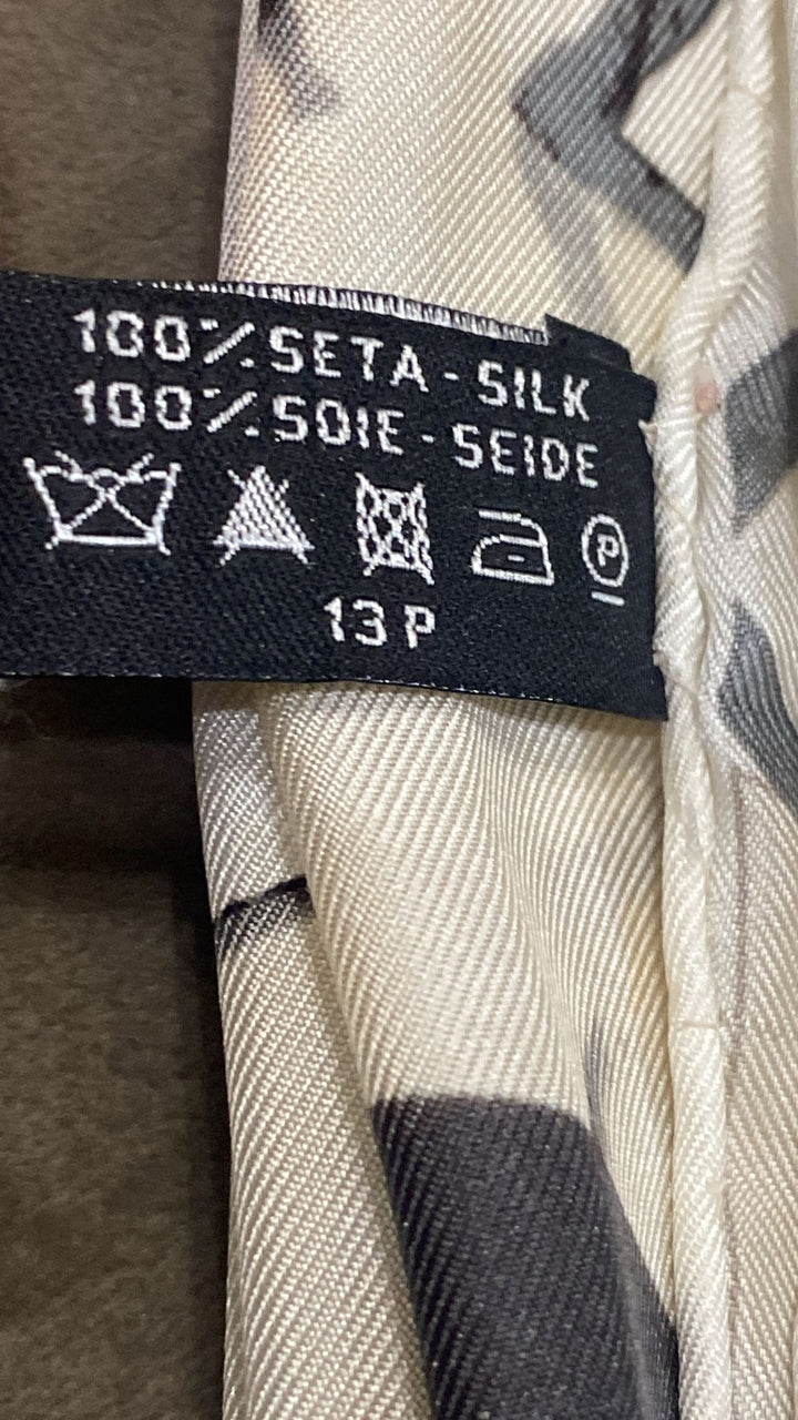 Foulard Chanel Camelia