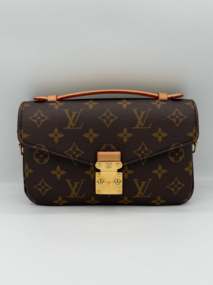 Louis Vuitton metis east west