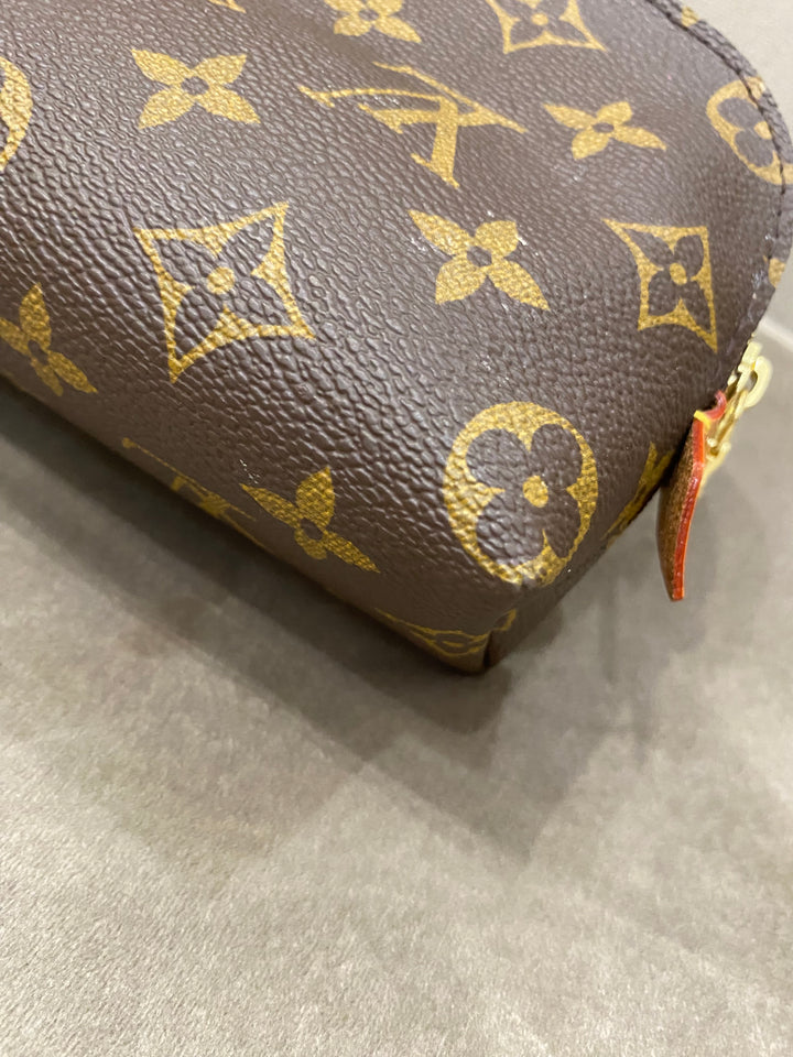 Louis Vuitton Pochette Cosmétique PM