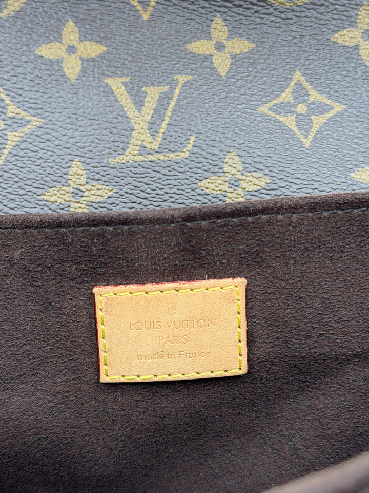 Louis Vuitton Pochette Métis
