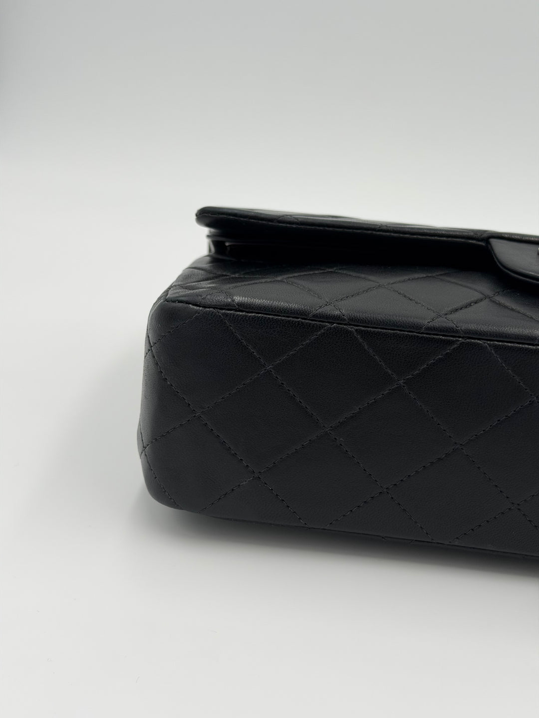 Chanel Classic Medium Vintage