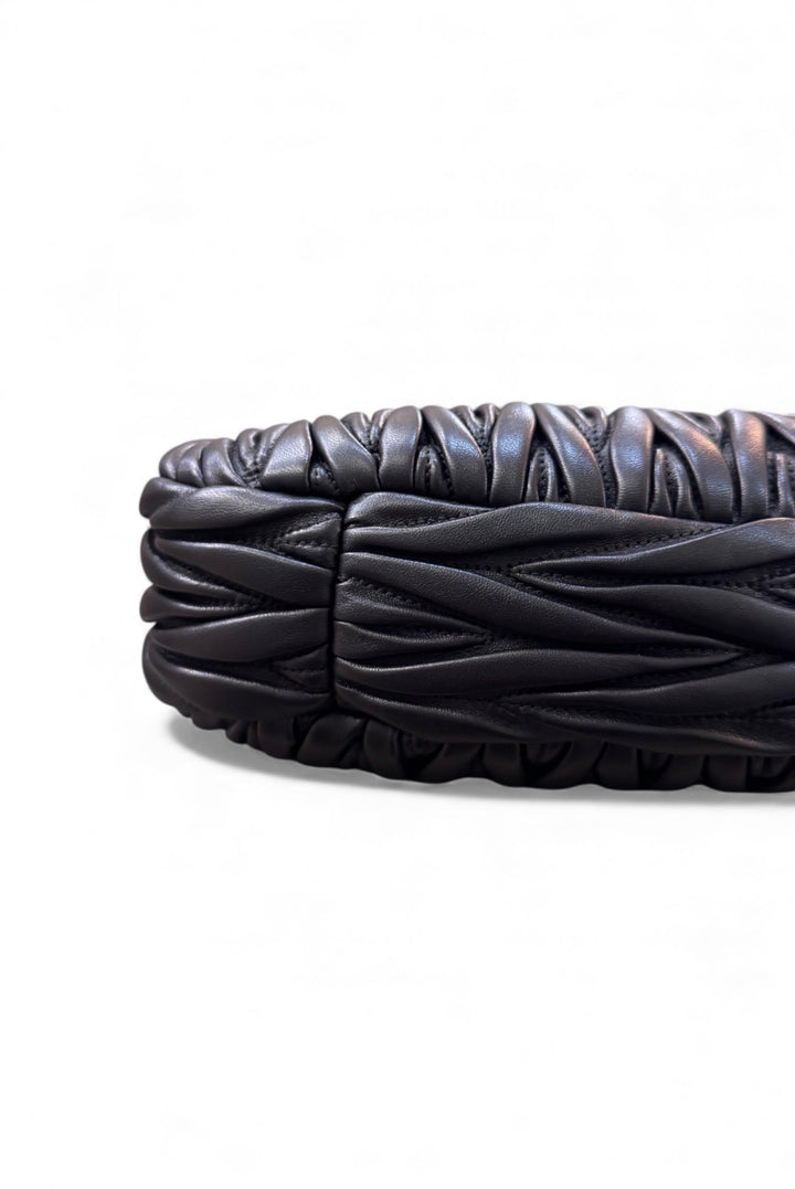 Miu Miu hobo Wander in nappa matelassé