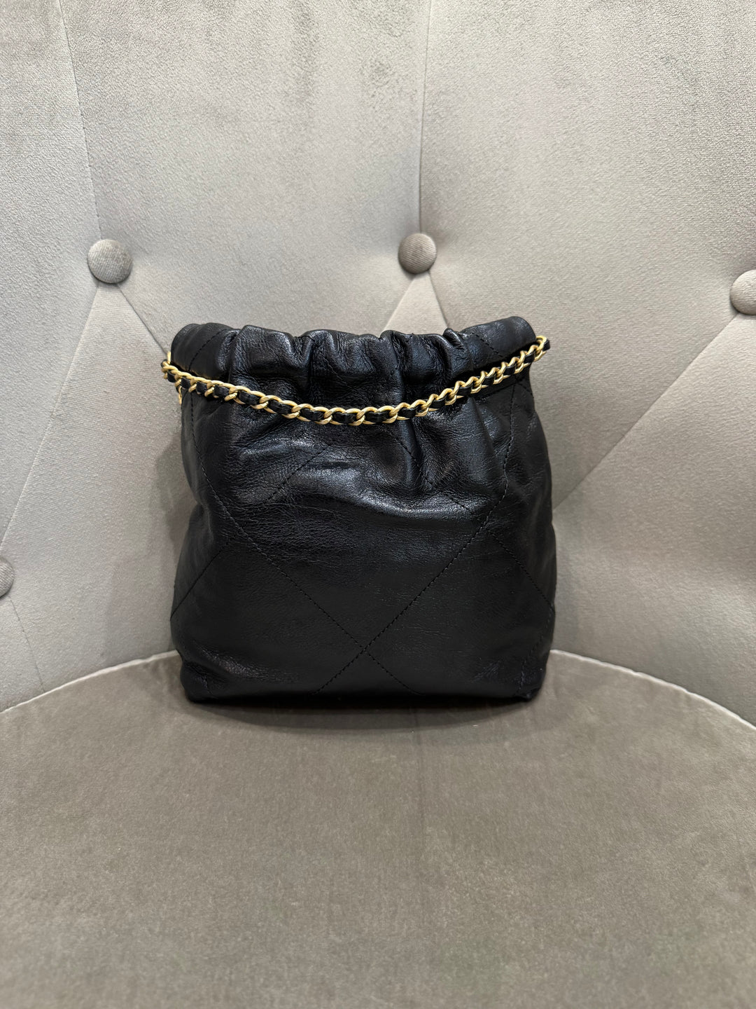 Chanel 22 mini Pearls