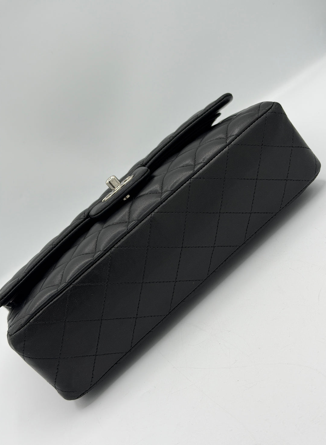 Chanel Classic 11.12