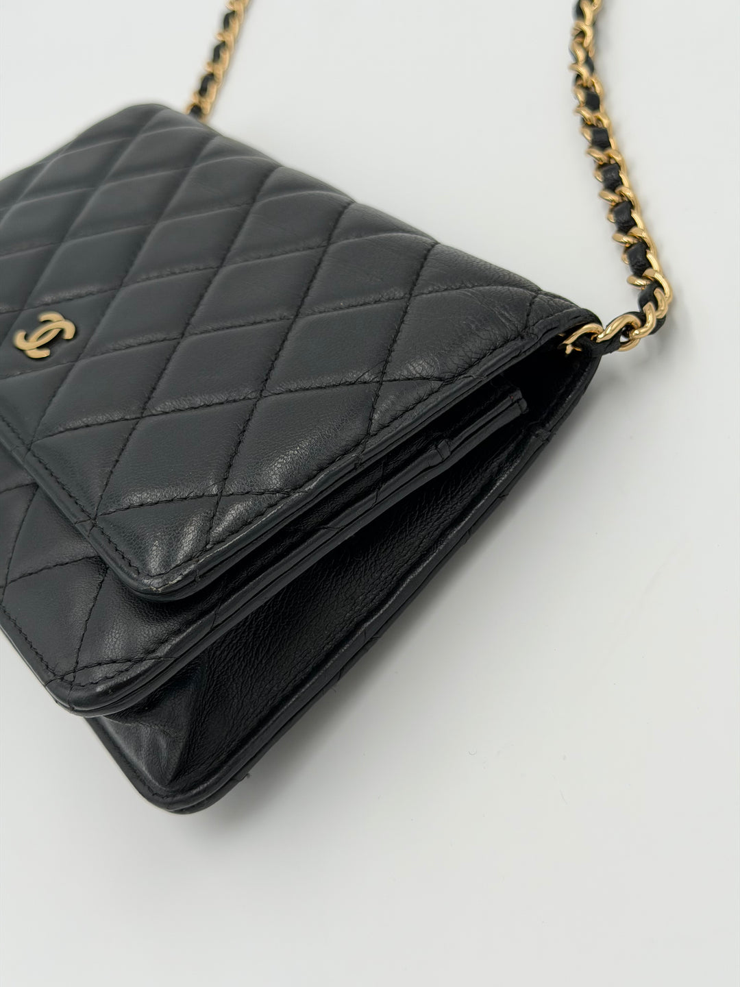 Chanel Wallet on Chain