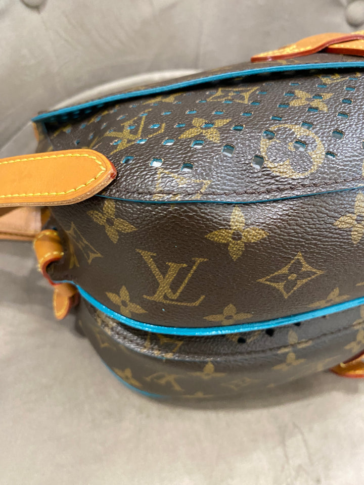 Louis Vuitton Borsa Saumur 30 in tela e pelle con Monogram traforato