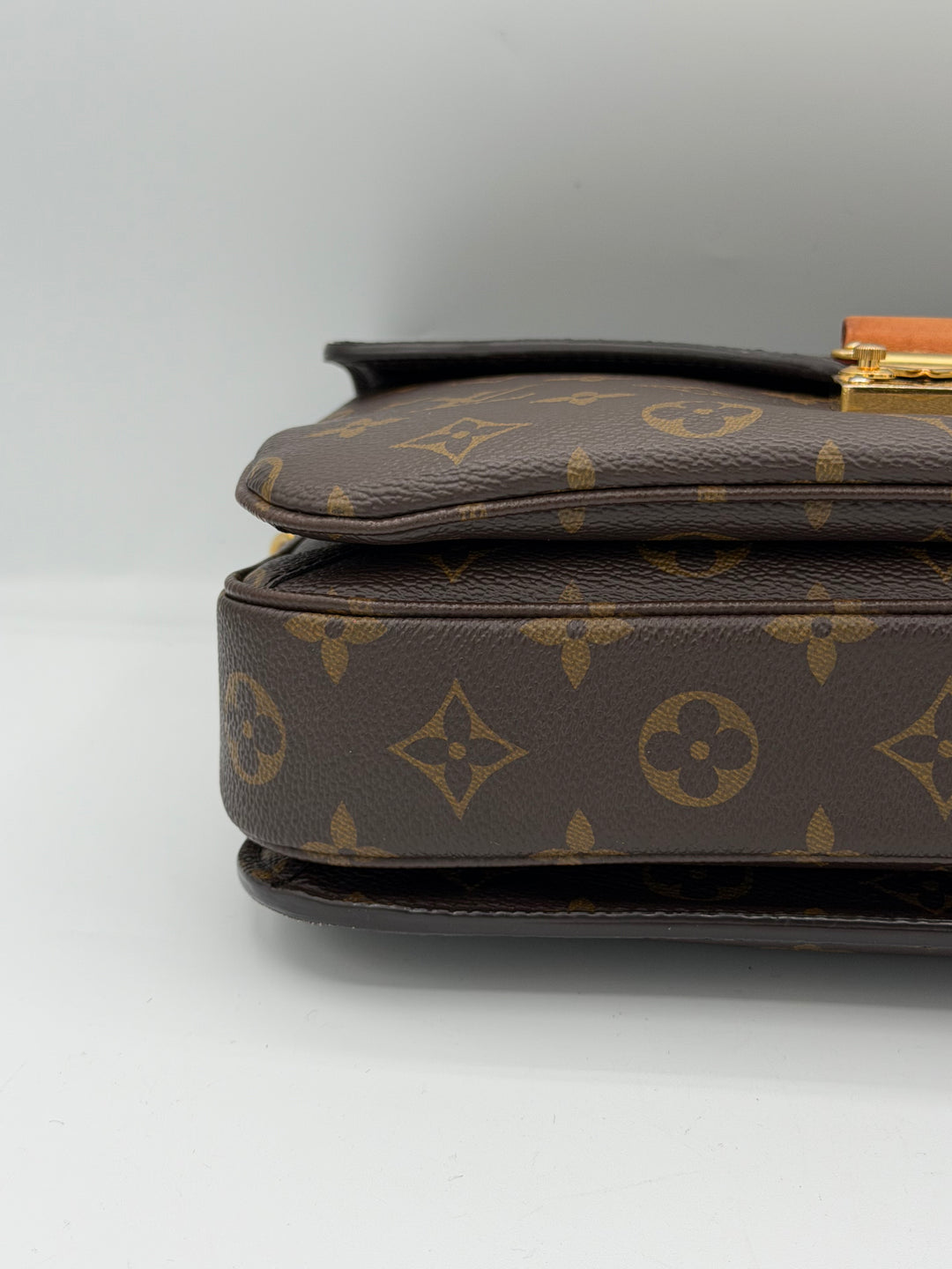 Louis Vuitton Pochette Métis