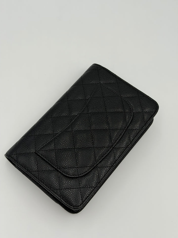Chanel Wallet on Chain (WOC)