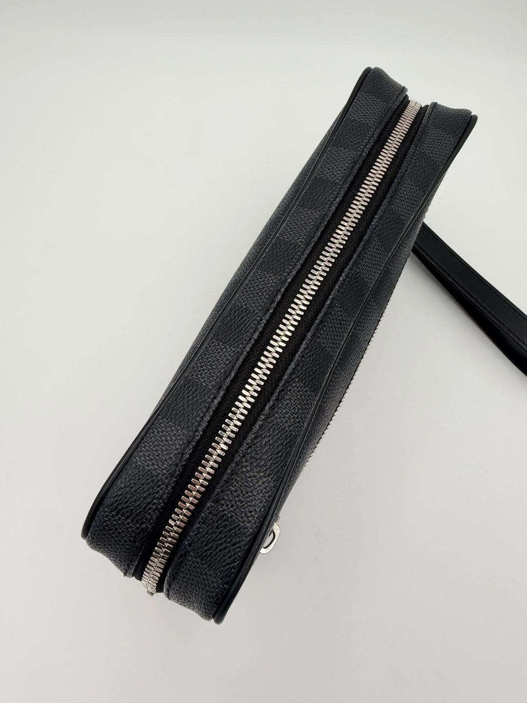 Louis Vuitton Kasaï Graphite
