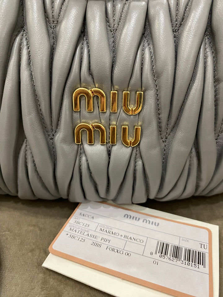 Miu Miu Borsa hobo Wander in nappa matelassé