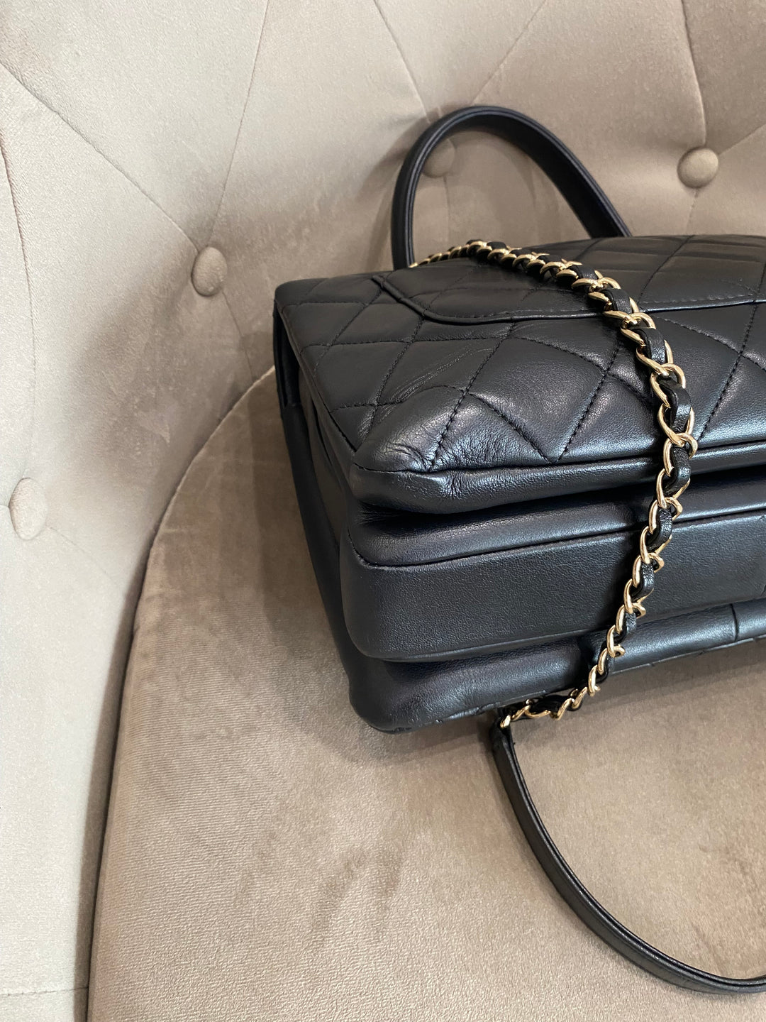 Borsa a tracolla Chanel Trendy CC in pelle trapuntata nera