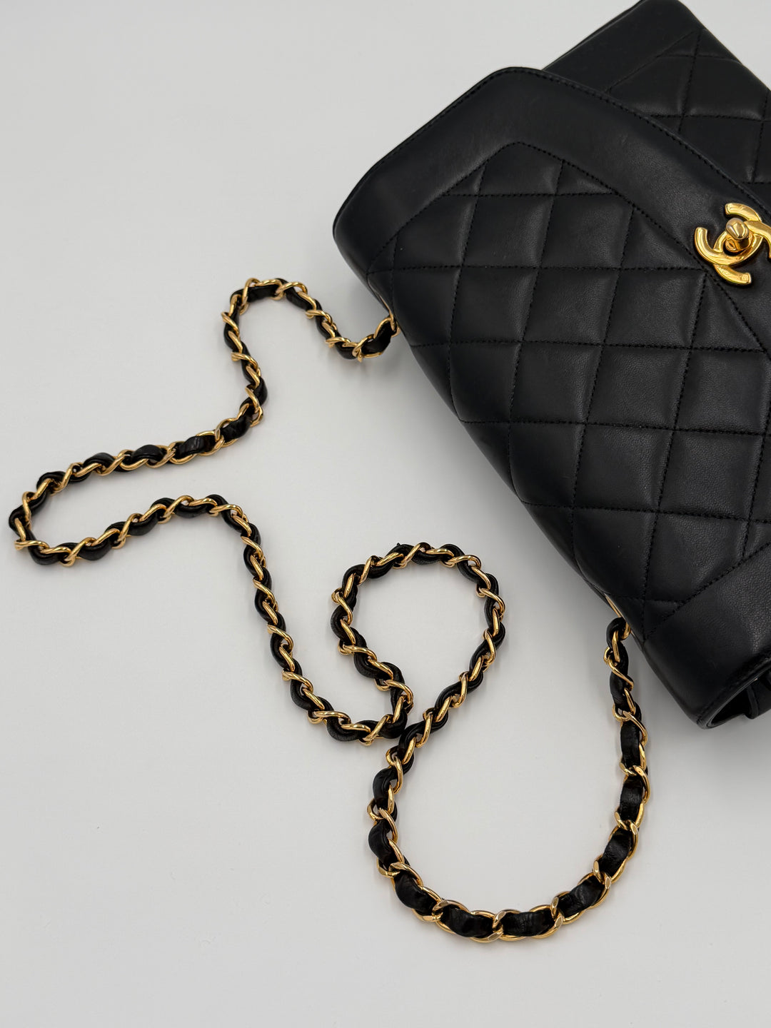 Chanel Diana blu notte