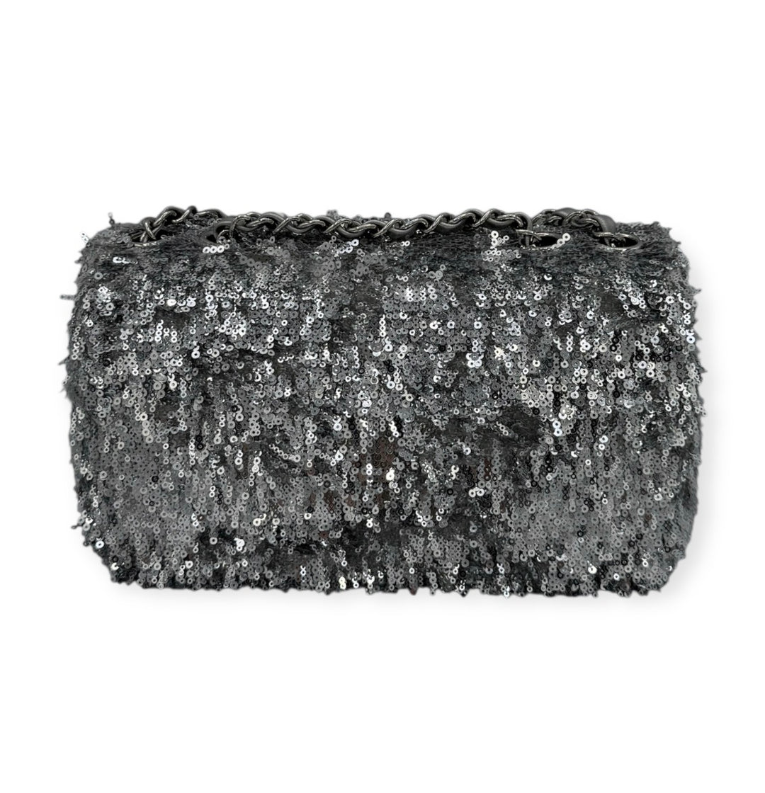 Chanel Classic Flap in paillettes