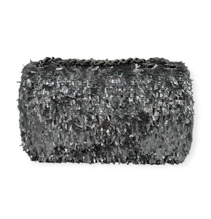 Chanel Classic Flap in paillettes
