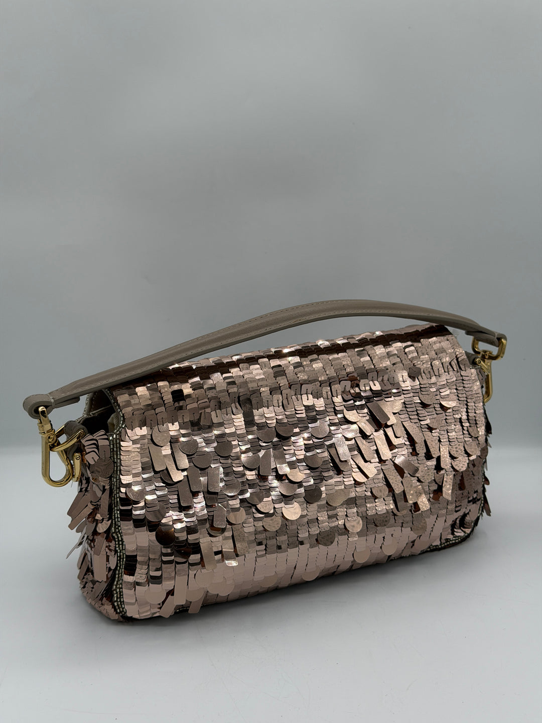 Fendi Baguette Media