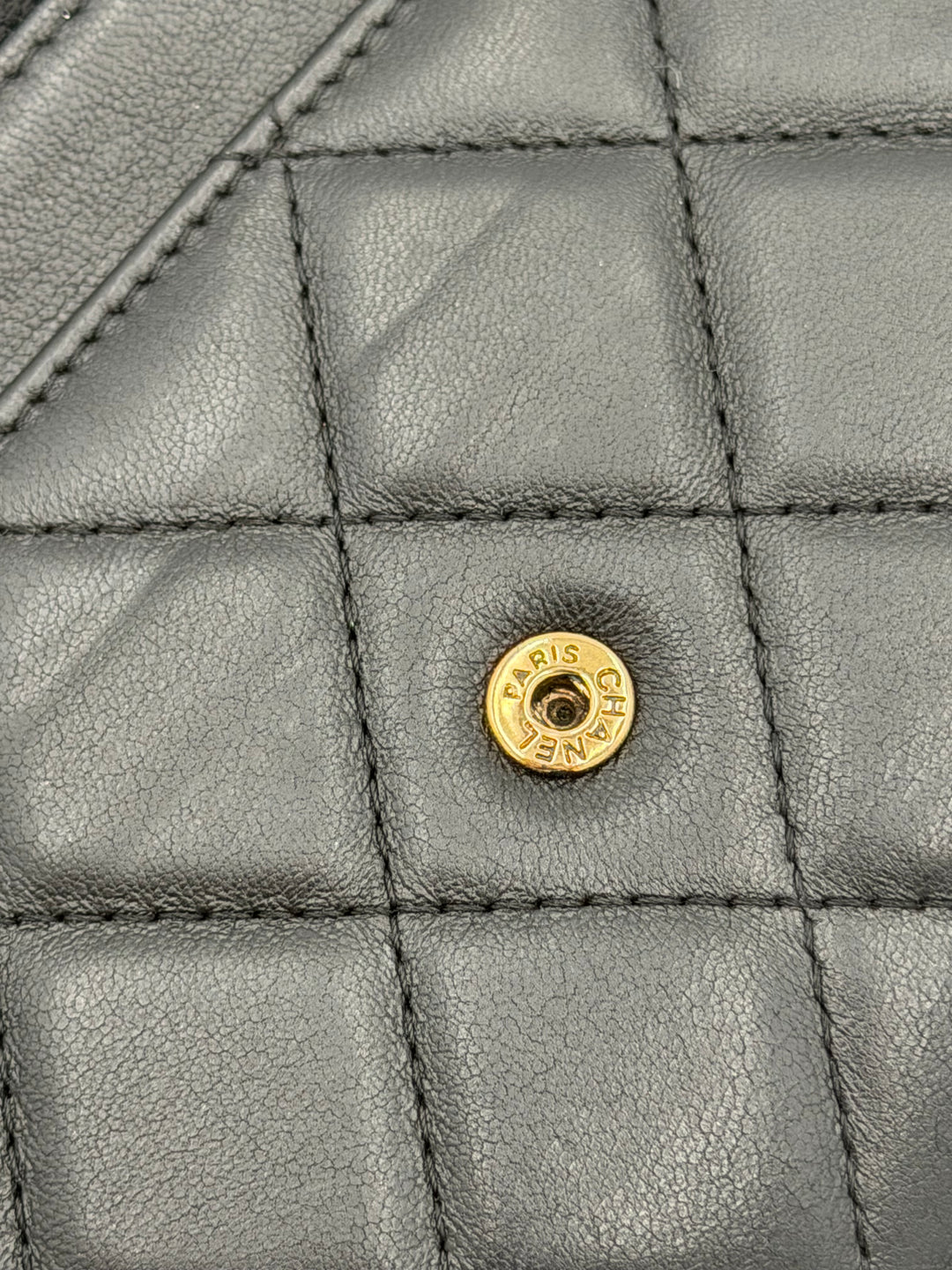 Chanel Wallet on Chain