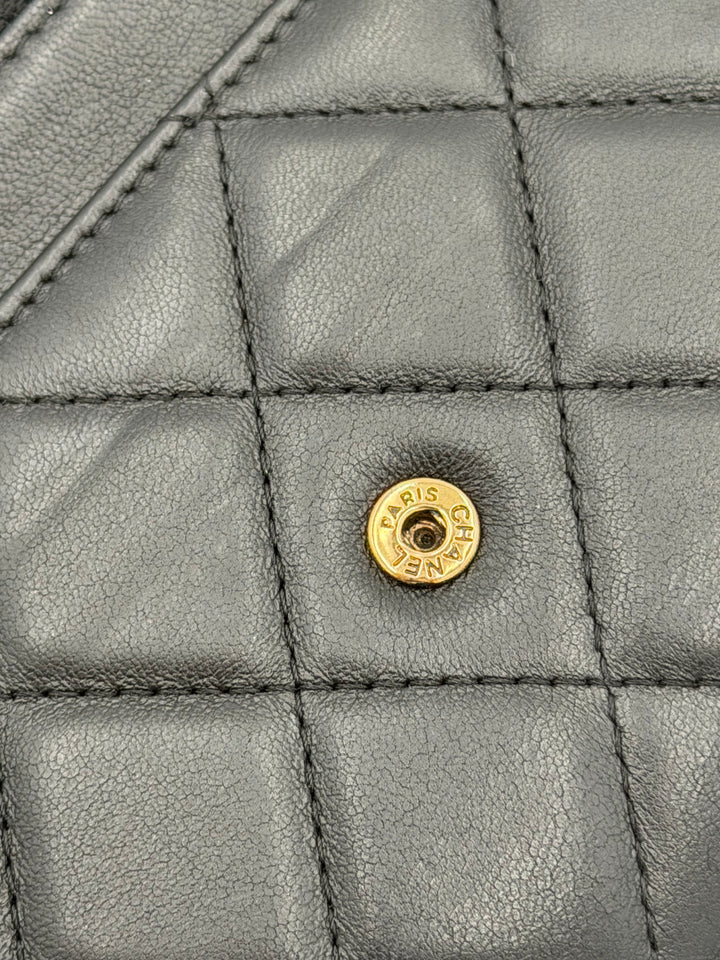 Chanel Wallet on Chain