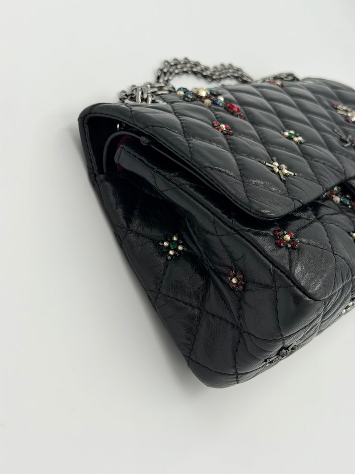 Chanel Paris-Londres Reissue 225 Double Flap