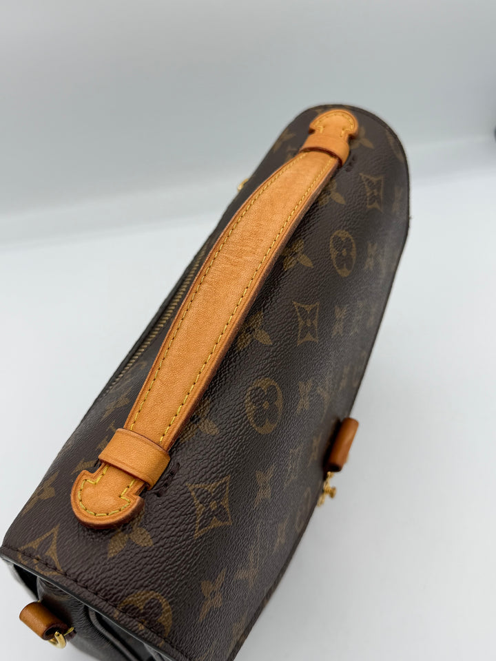 Louis Vuitton Pochette Métis