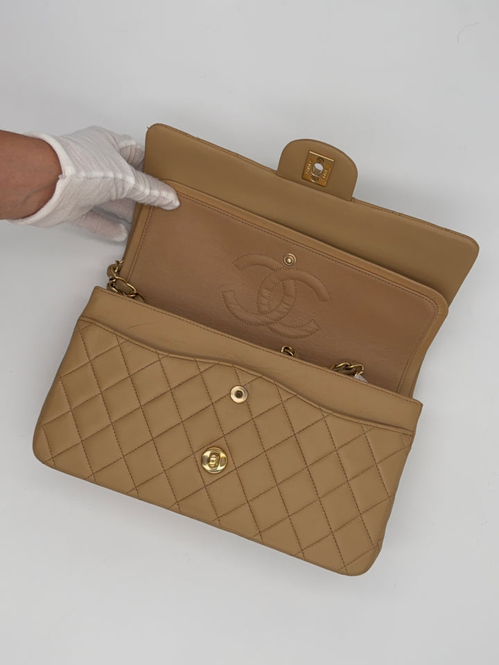 Chanel Classic Medium Vintage