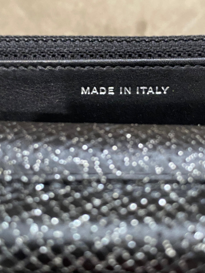 Chanel Wallet On Chain