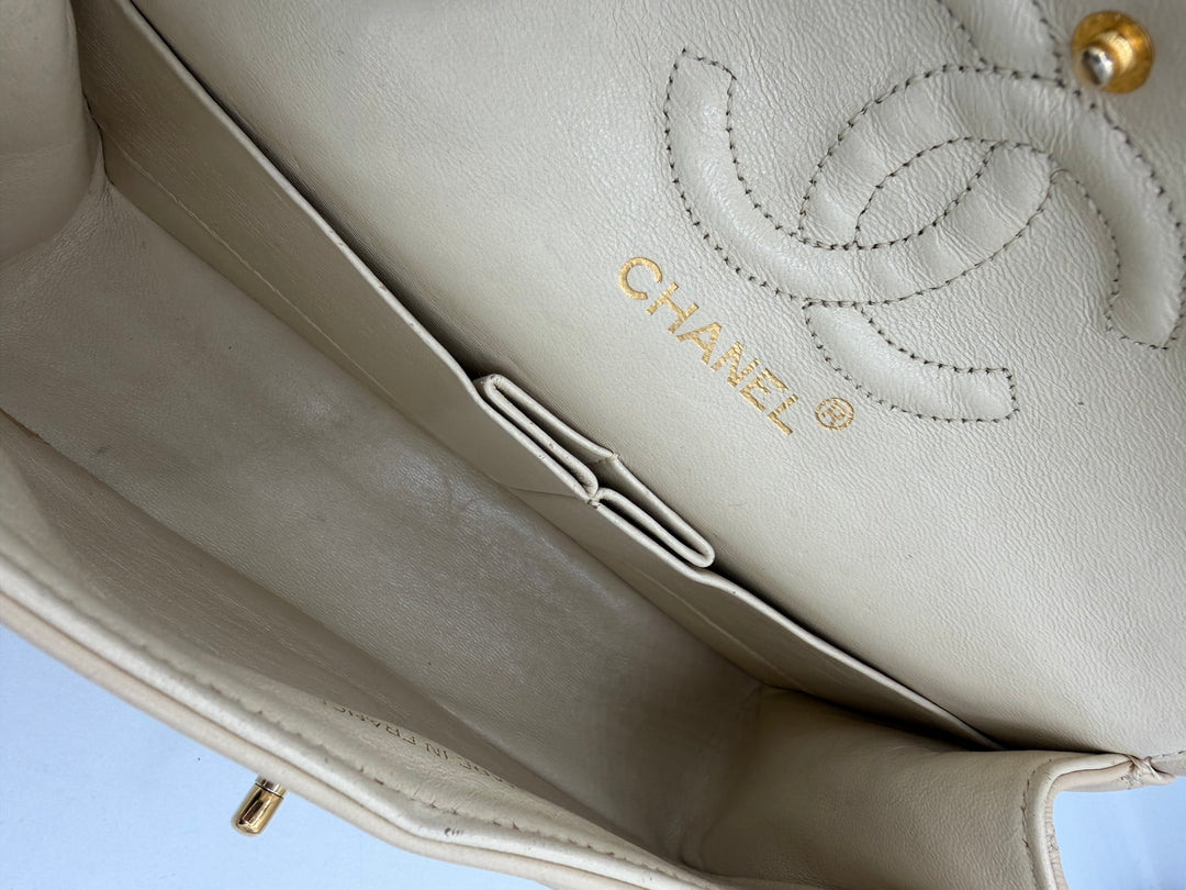 Chanel Classic Flap (Timeless) vintage
