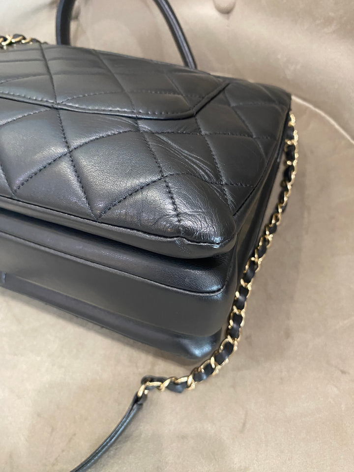 Borsa a tracolla Chanel Trendy CC in pelle trapuntata nera
