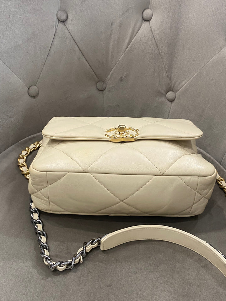 Chanel 19 Flap Bag