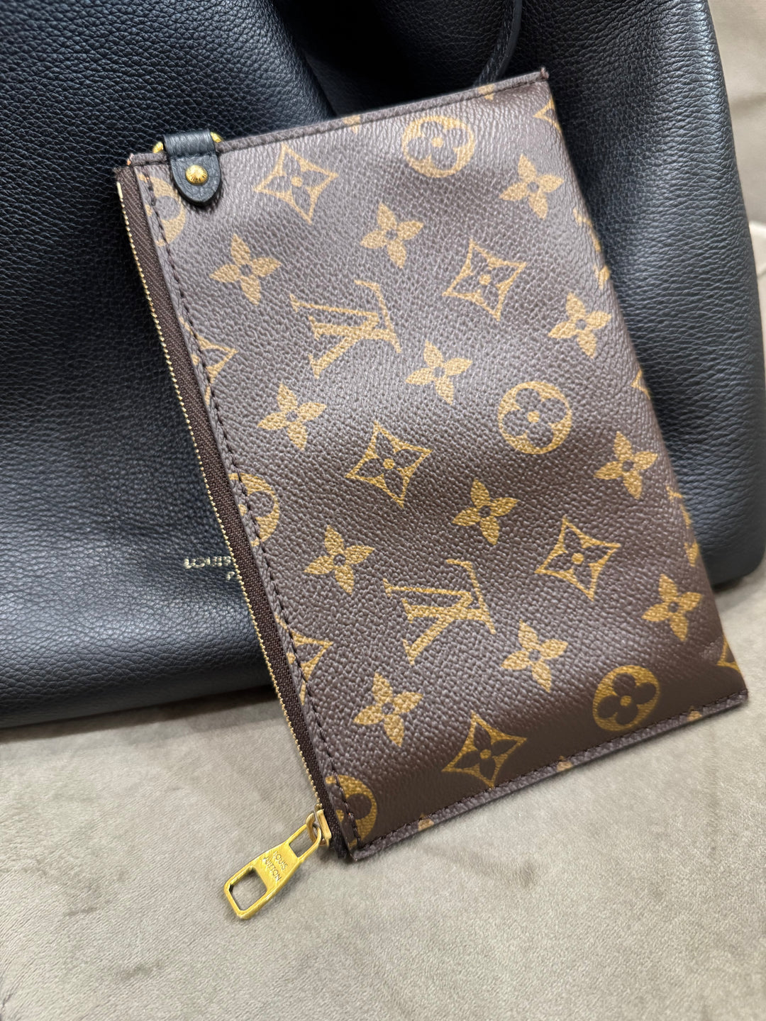 Louis Vuitton Low Key Hobo MM