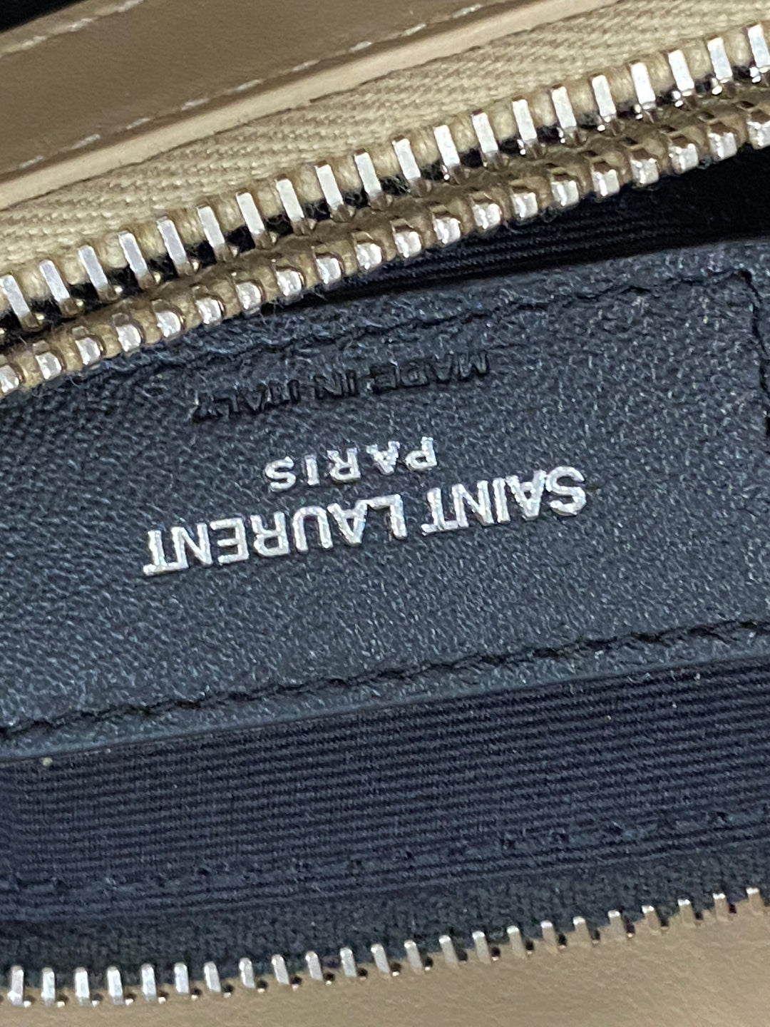 Saint Laurent Medium LouLou  Beige