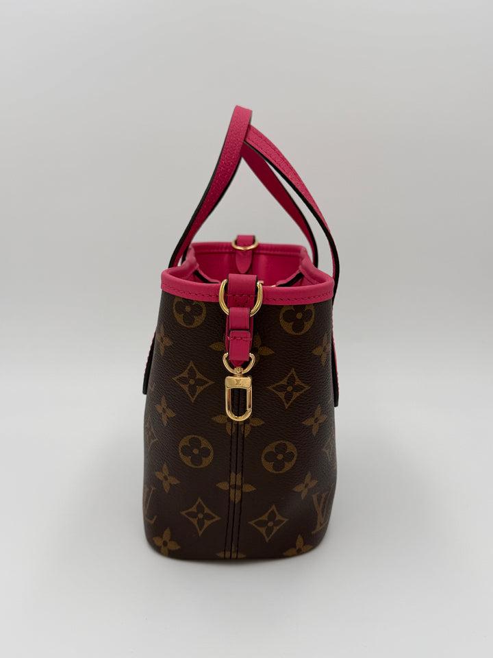Louis Vuitton Neverfull Bandoulière Inside Out BB
