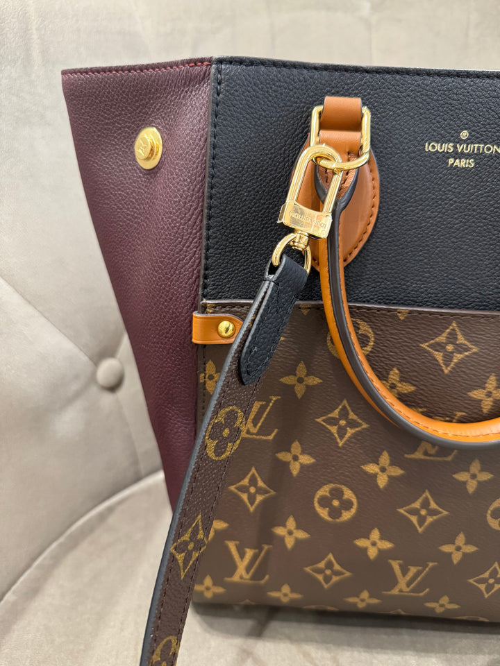 Louis Vuitton tote  Fold MM
