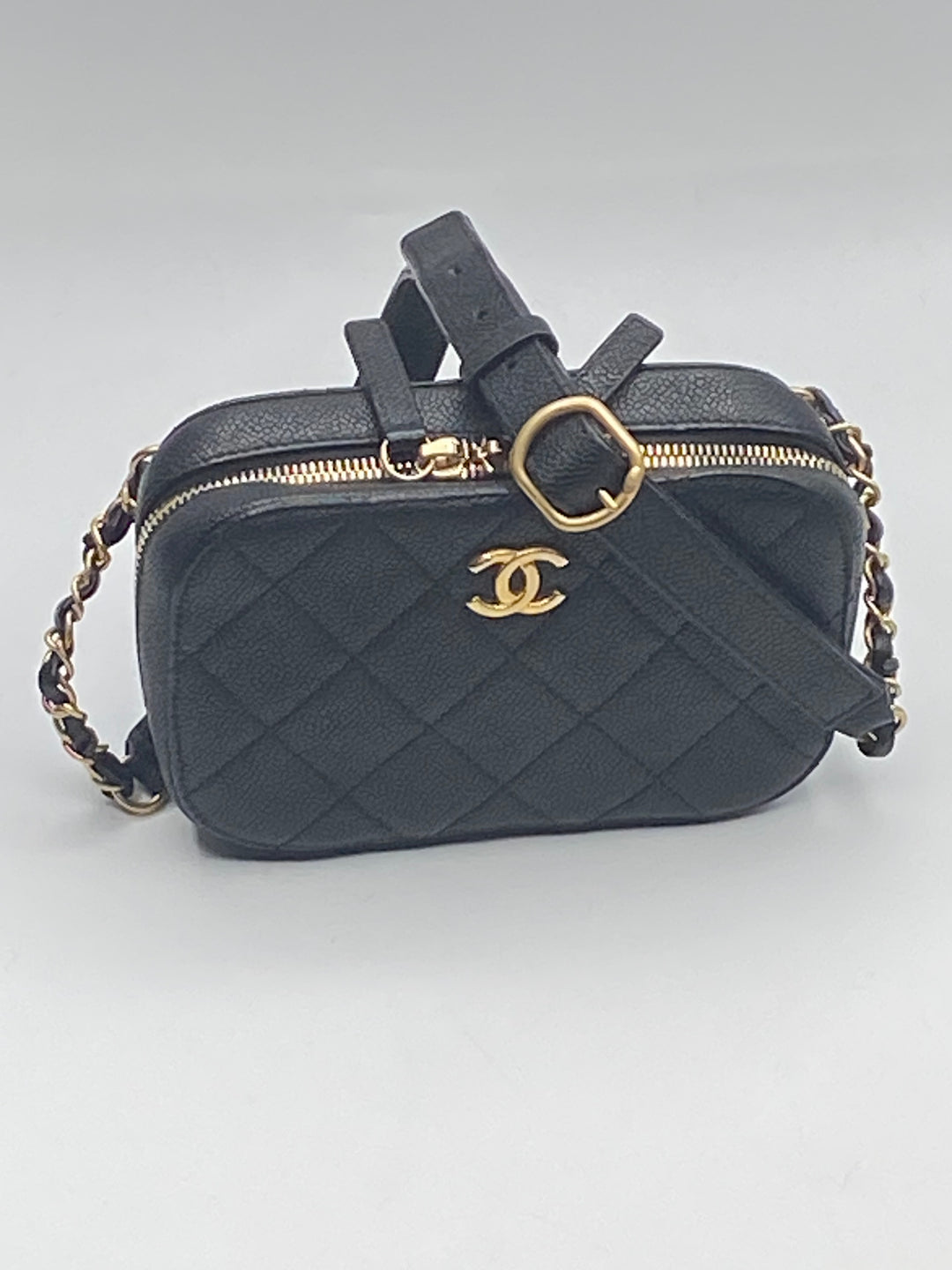 Chanel black caviar camera /marsupio mini bag