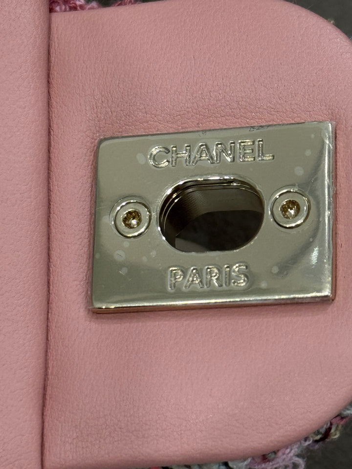 Chanel Timeless Classic Flap in tweed