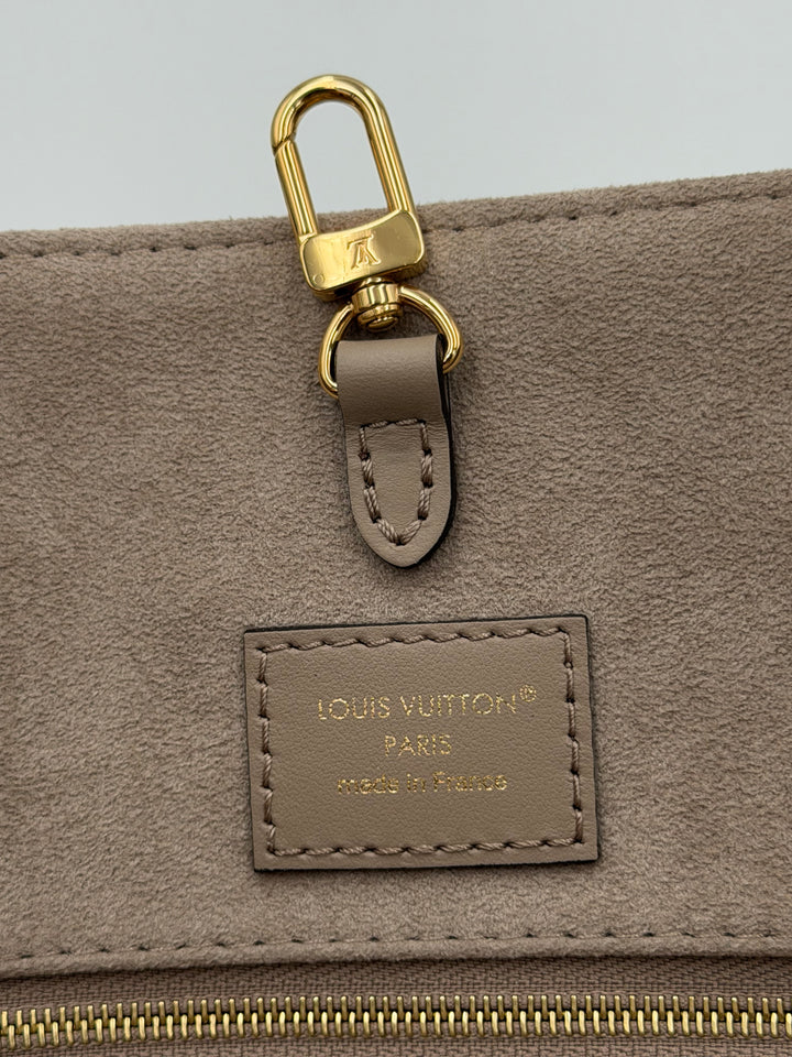 Louis Vuitton OnTheGo MM