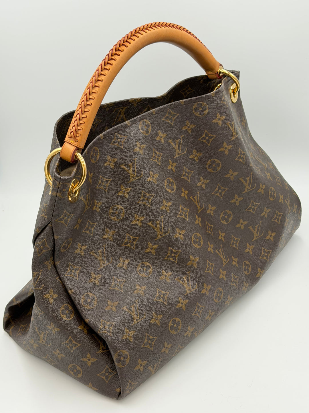 Louis Vuitton Artsy MM