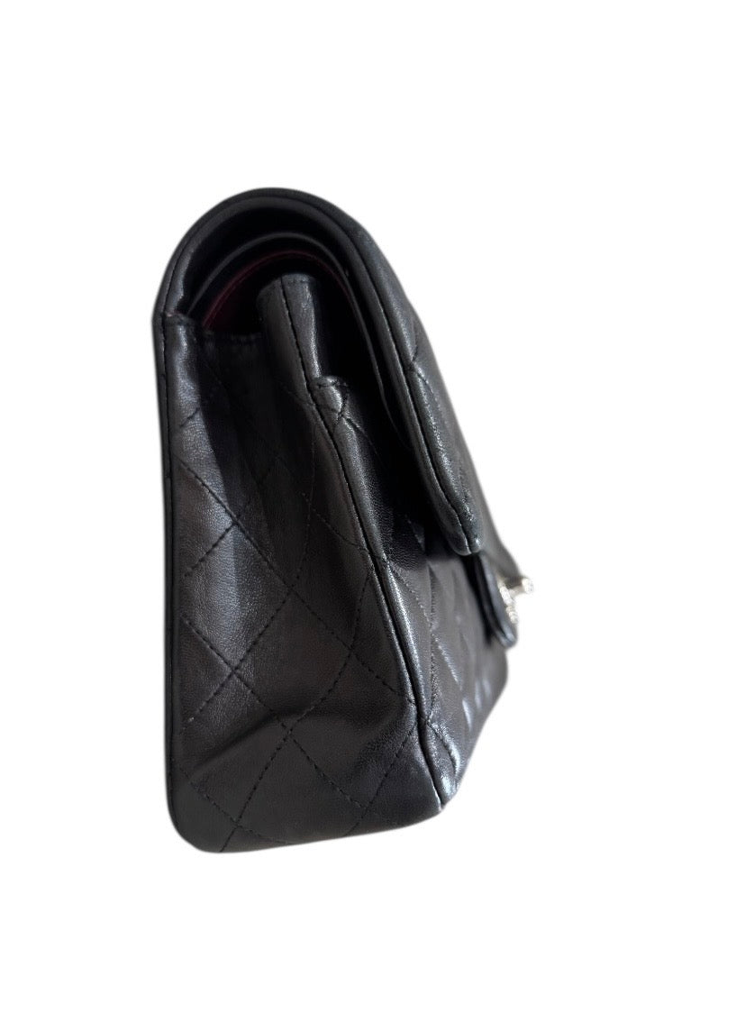 Chanel Classic Flap Media