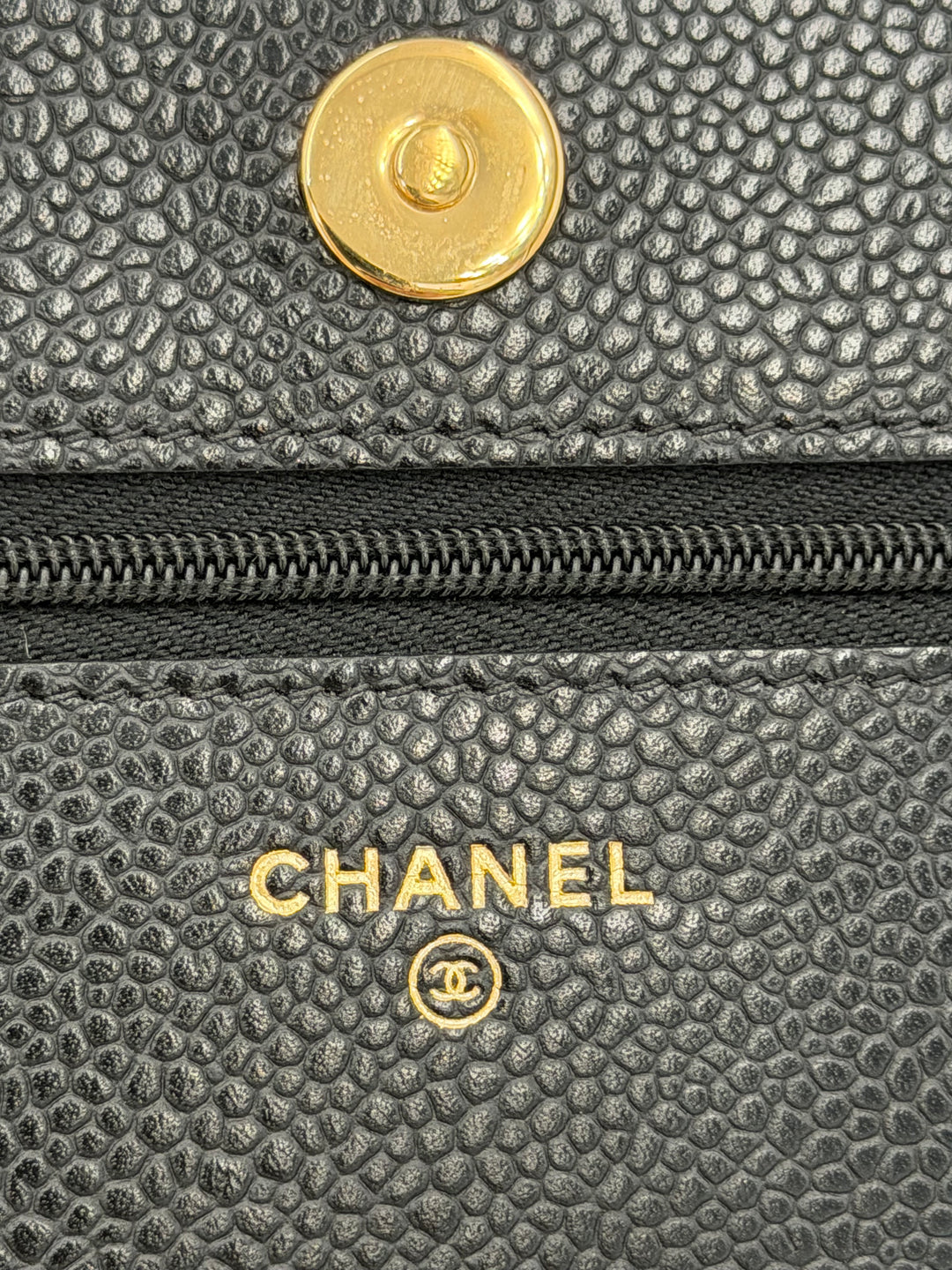 Chanel Wallet on Chain (WOC)