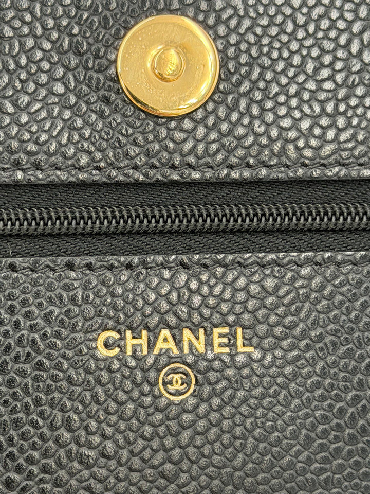 Chanel Wallet on Chain (WOC)