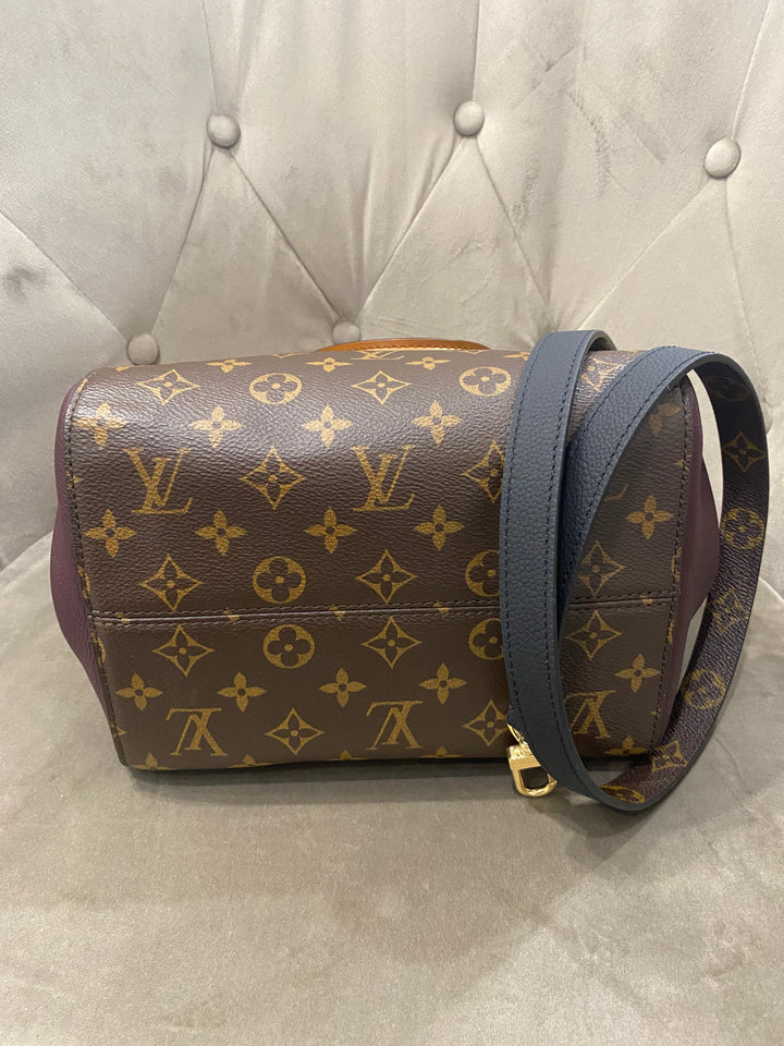 Louis Vuitton tote  Fold MM