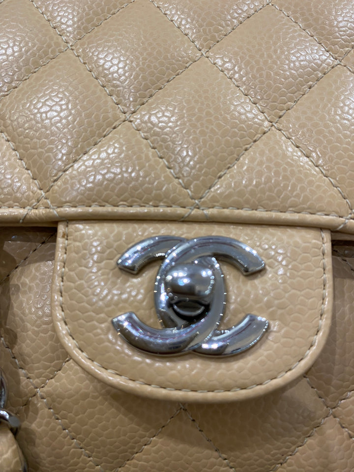 Chanel Classica media