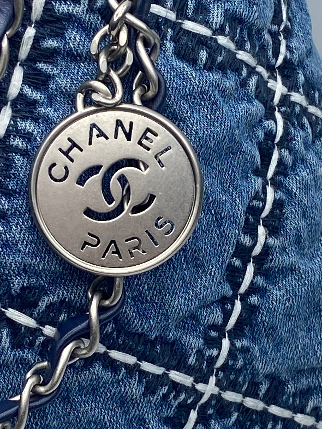 Chanel 22 in Denim