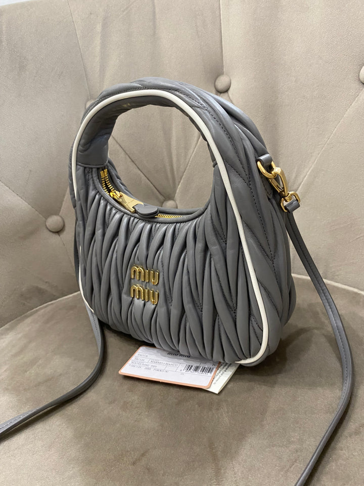 Miu Miu Borsa hobo Wander in nappa matelassé