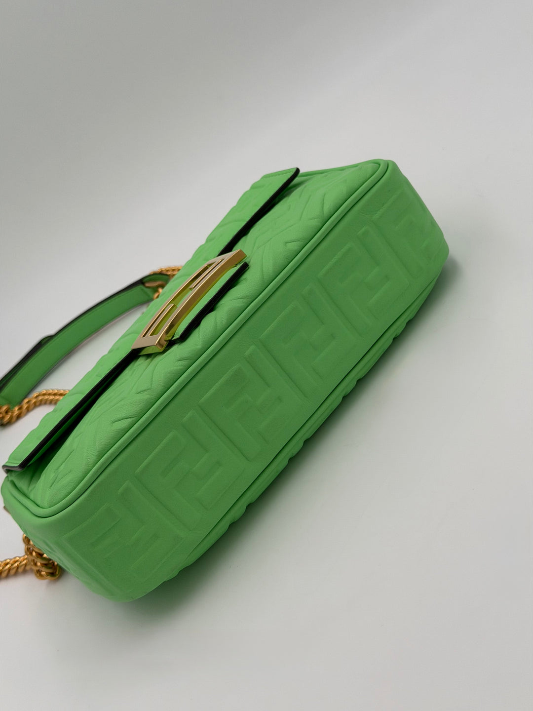 Fendi baguette chain midi
