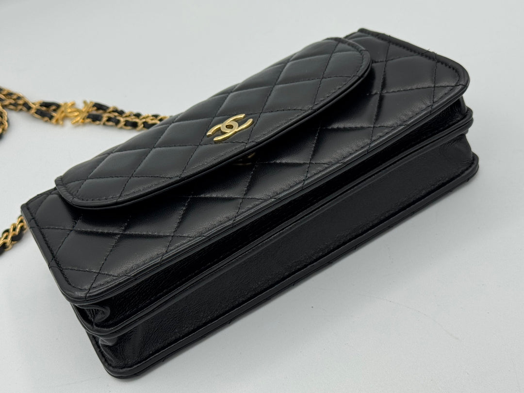 Chanel Wallet on Chain
