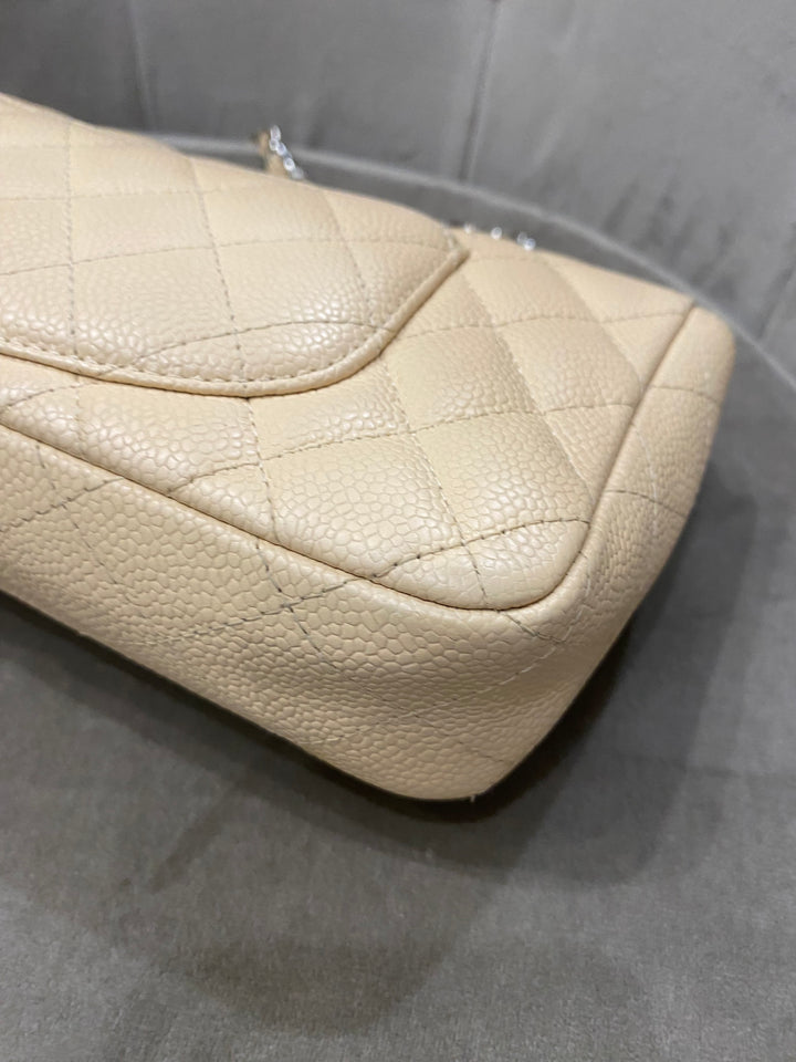 Chanel East West single flap