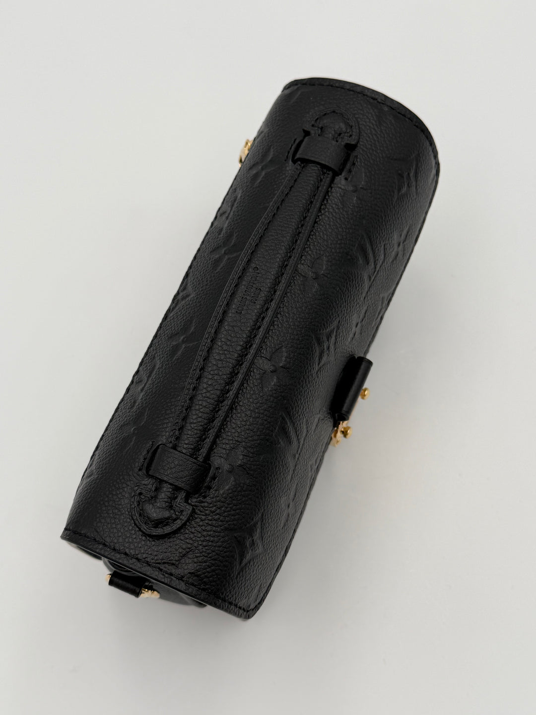 Louis Vuitton Pochette Métis East West