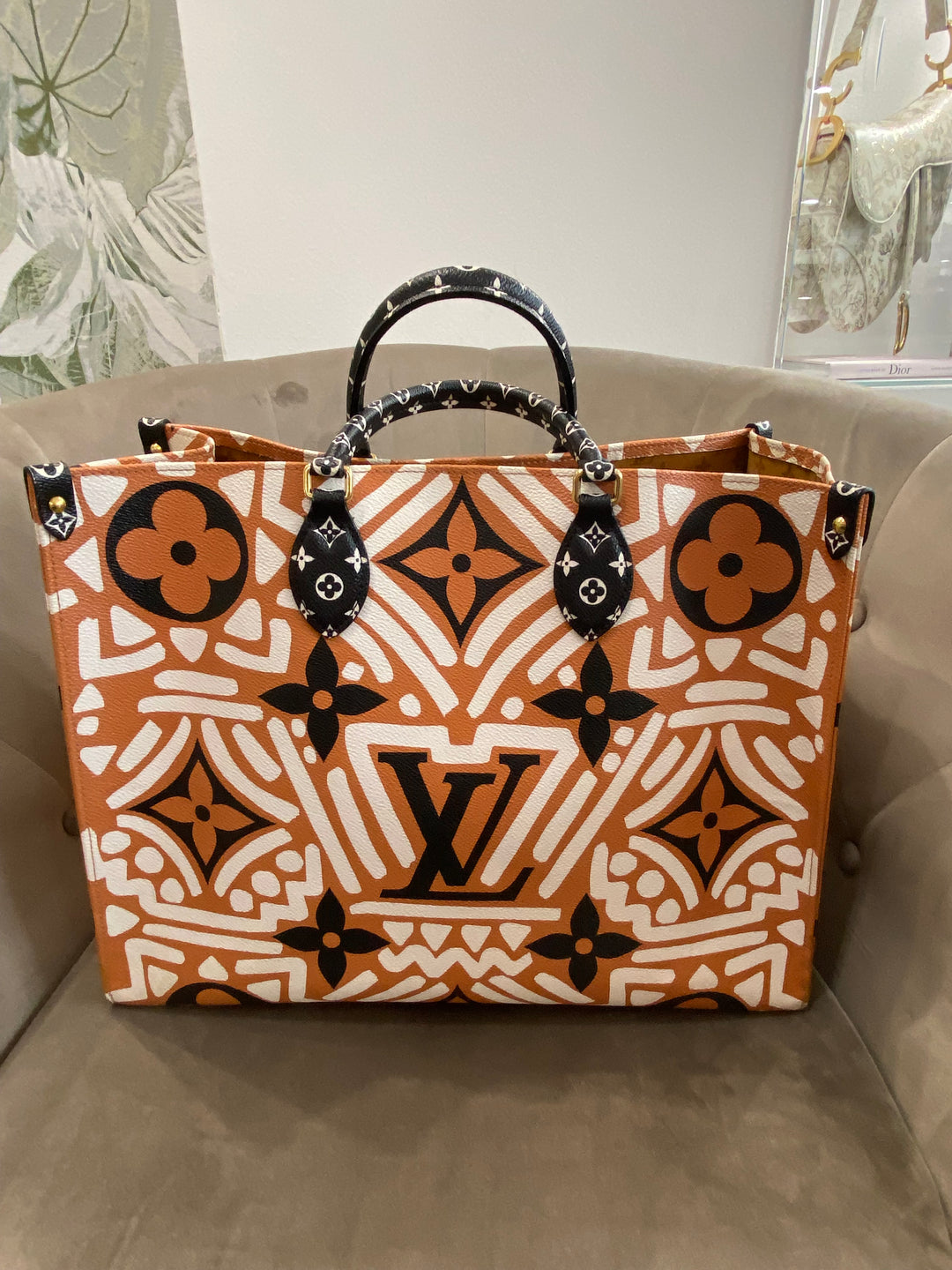 Louis Vuitton OnTheGo GM Crafty Giant Monogram